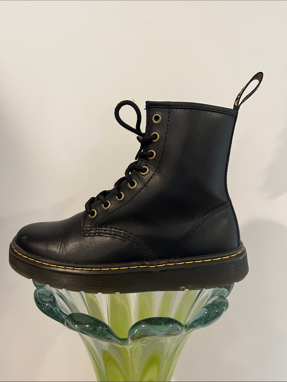 Dr Martens Zavala Black Leather Cushioned Combat Boots size US 7L/6M